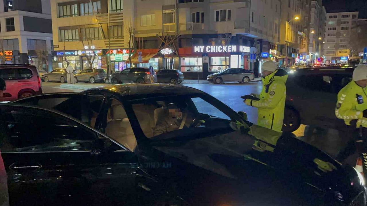 Eskişehir’de Yılbaşı Denetimi: 400 Personelle 413 Bin 133 TL Ceza