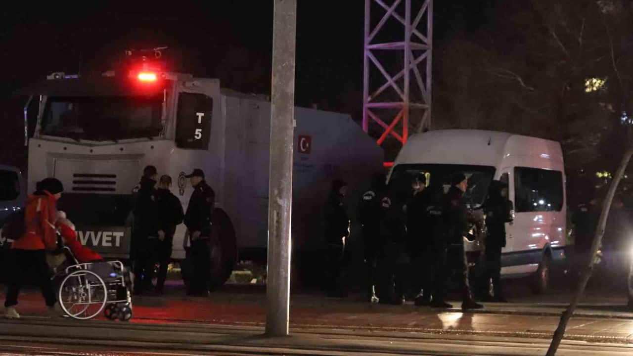 Eskişehir'de Yılbaşı Önlemleri: Emniyet Denetimleri Artırdı