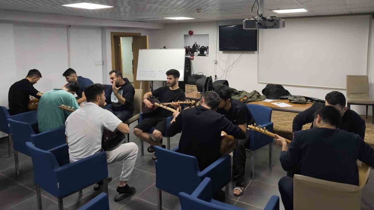 Eskişehir Gündüzalp Öğrenci Yurdu'nda Satranç Turnuvası: KYGM Öğrencileri Kıyasıya Yarıştı