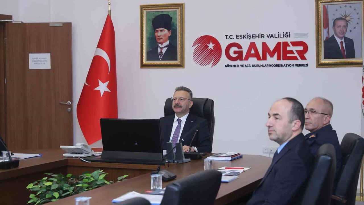 Eskişehir Valisi Hüseyin Aksoy'tan GAMER'de Yılbaşı Denetimi