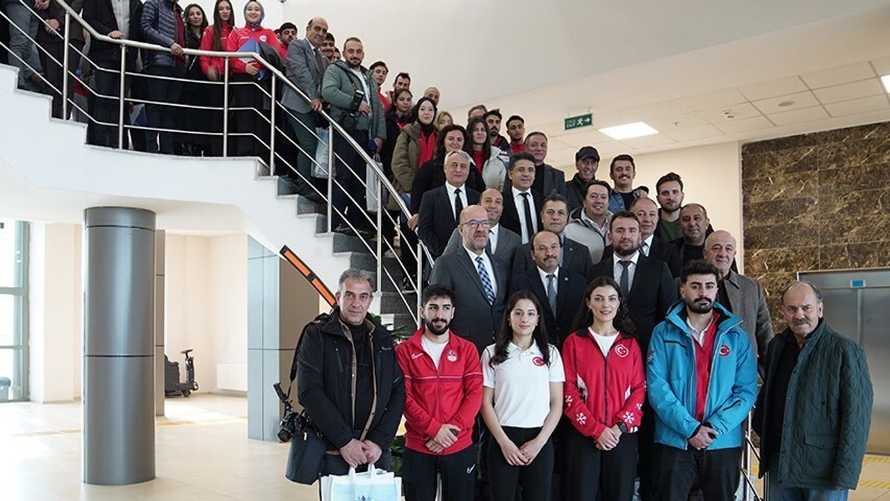 ETÜ, Üniversiteler Ligi'nde Türkiye Şampiyonu: 35 Altın Madalyayla Zirve