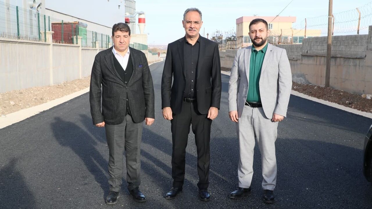 Eyyübiye’de Fabrika Yolları Tamamlandı — Başkan Mehmet Kuş İnceledi