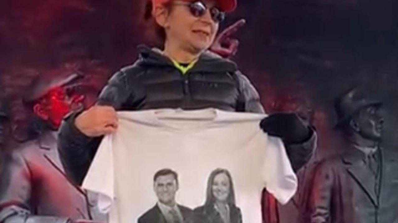 Fatma Musal Alaşehir'in Gururu: 90. Büyük Atatürk Koşusu'nda 65-69 Kategorisinde Birinci