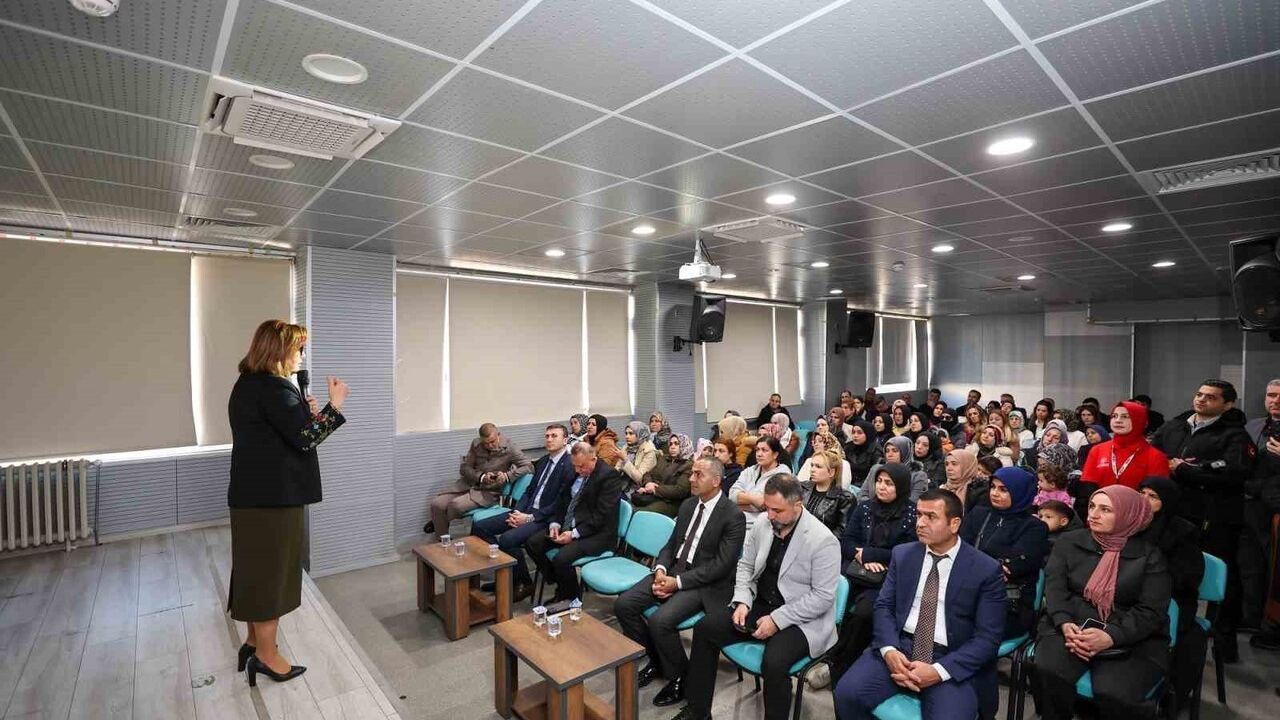 Fatma Şahin: Yetenek Kaşifi ile 6 yaşta yetenek taraması başlıyor