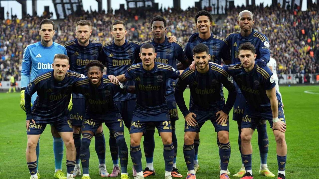 Fenerbahçe, Beşiktaş Derbisinde Kupa İçin 3 Puana Odaklandı