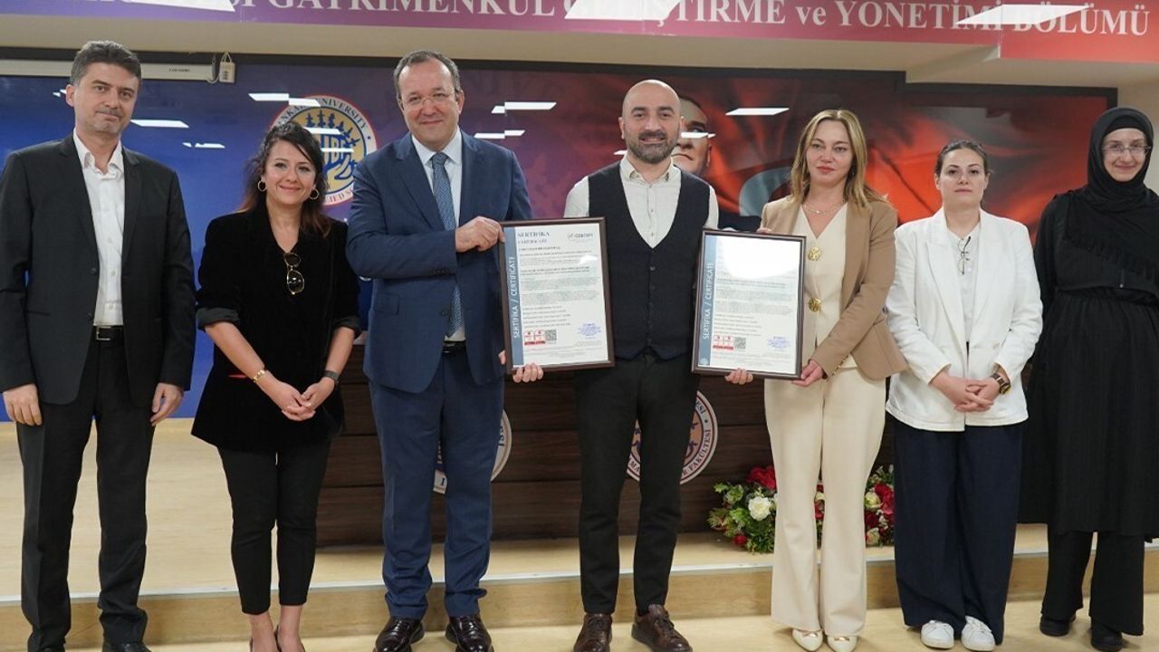 Fırat EDAŞ, EnergyMind ile ISO/IEC 42001 Yapay Zeka Yönetim Sistemi Akreditasyonu Aldı