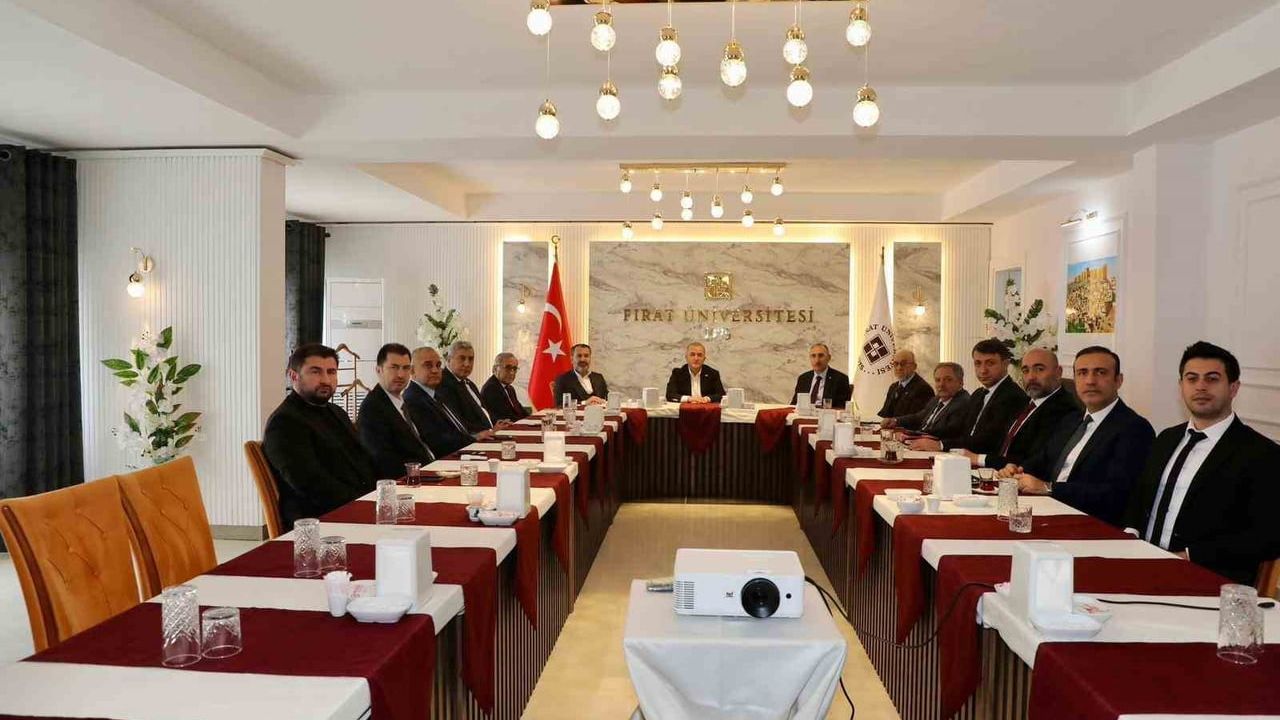 Fırat Üniversitesi 2025 Dış Paydaş Toplantısı: Kamu-Sanayi İş Birliği Güçlendirildi