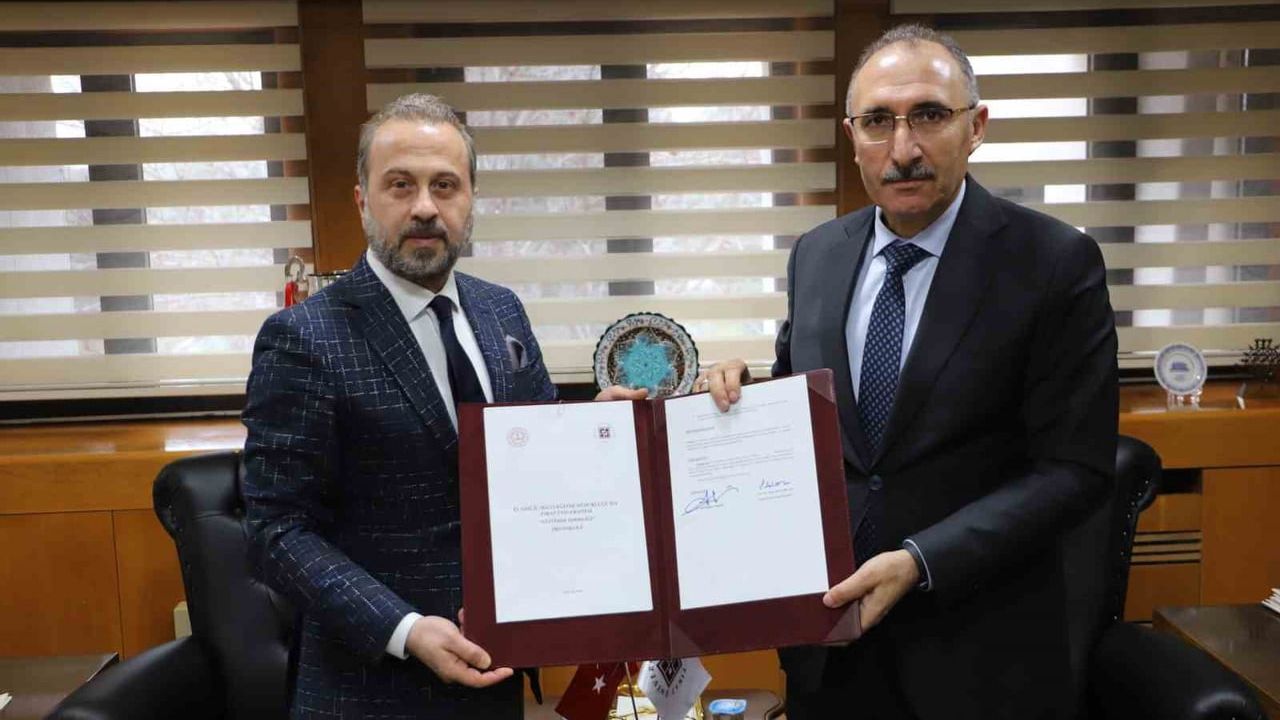 Fırat Üniversitesi ve Elazığ İl Milli Eğitim Müdürlüğü 'Eğitimde İşbirliği' Protokolü İmzaladı
