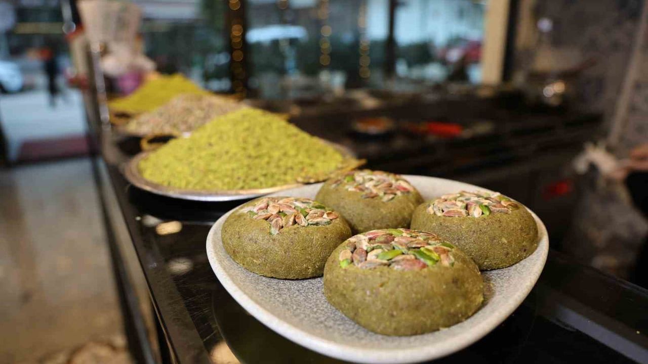 Fıstık Fiyatları 3 Bin TL'yi Aştı — Gıda Boyası ve Bezelye Dolandırıcılığına Dikkat