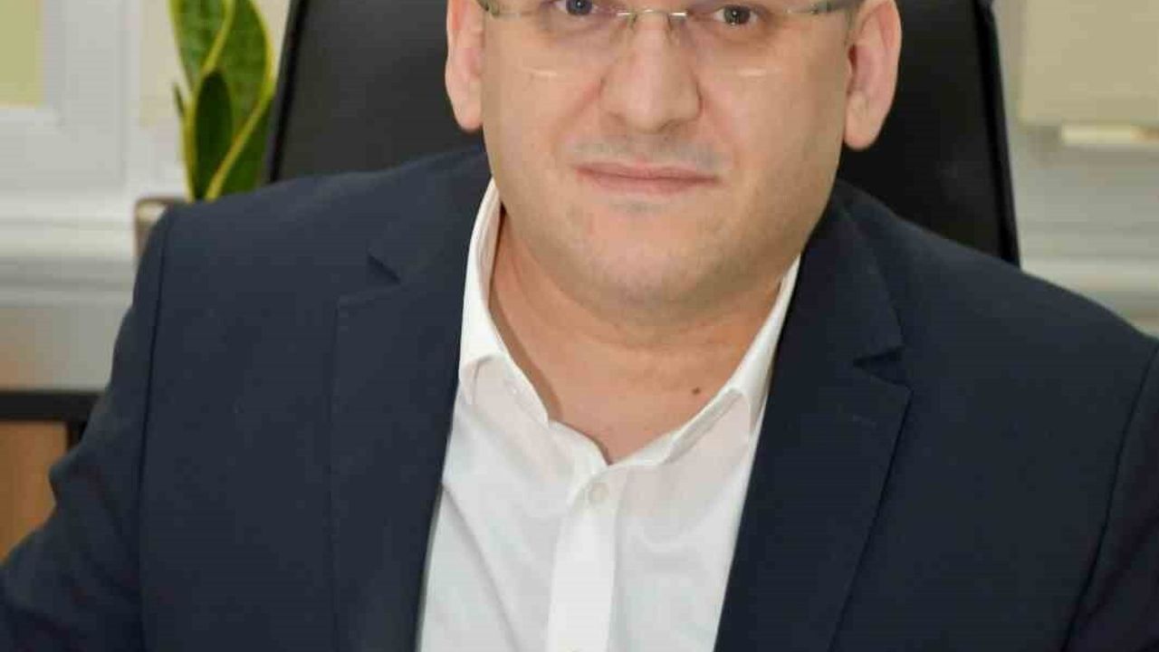 Fıtık Masum Değil: Dr. Mehmet Uluşahin'den Kasık, Göbek ve Parastomal Uyarısı