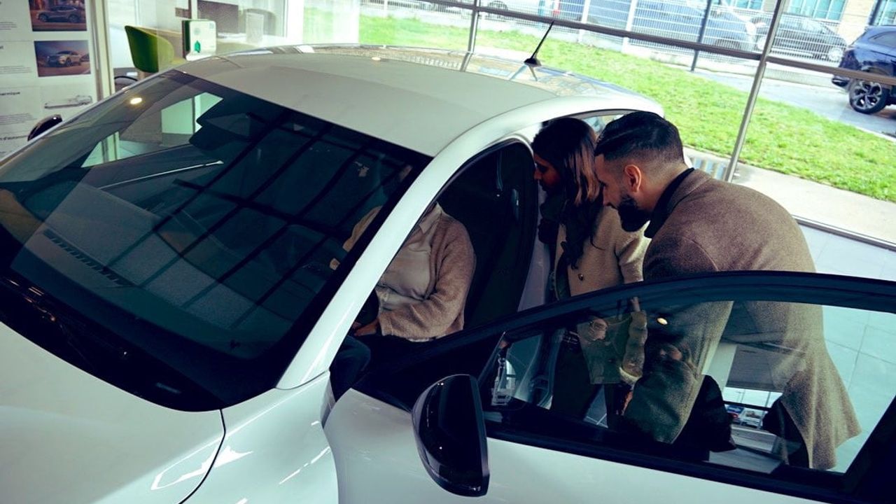 Fransa’da Leasing Social: Dar Gelirlilere Elektrikli Araçta Yeni Destek