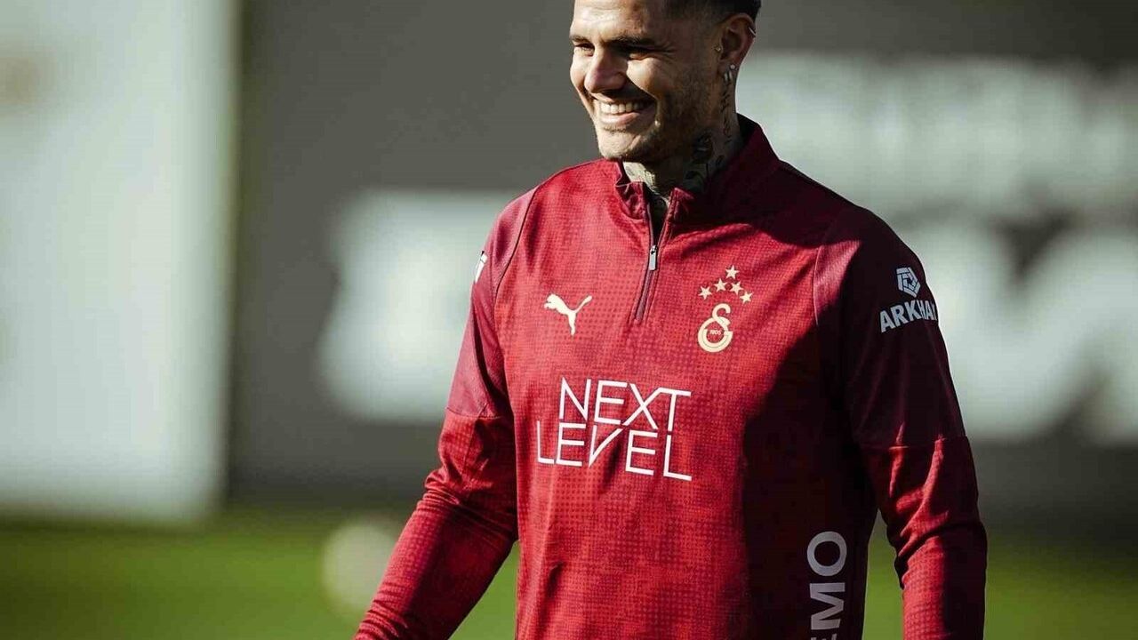 Galatasaray, Samsunspor Maçına Metin Oktay Tesisleri'nde Hazırlandı