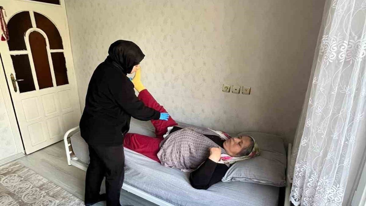 Gaziantep Büyükşehir'den Evde Fizik Tedavi: 102.148 Seansla Hayata Dokunuş