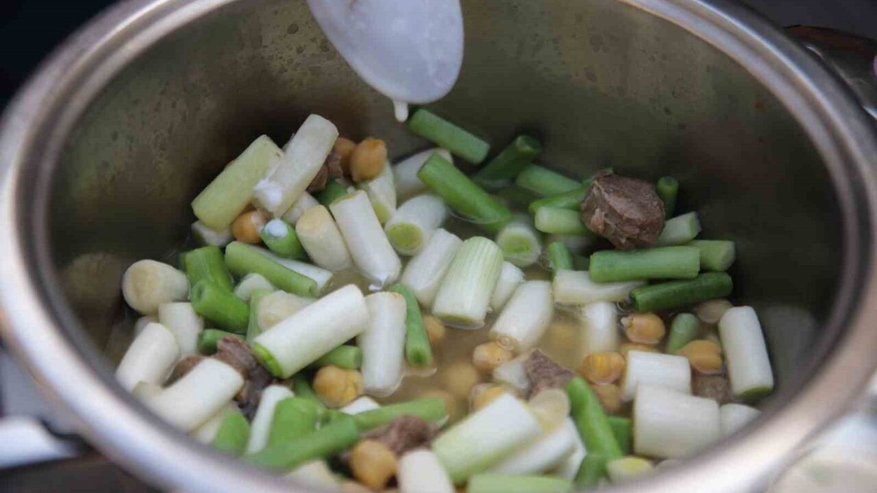 Gaziantep’te Kışın Şifası: Şiveydiz Doğal Antibiyotik Olarak Öne Çıkıyor