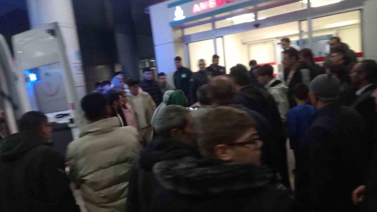 Gediz'de Kömür Ocağında Karbonmonoksit Zehirlenmesi: 7 İşçi Hastaneye Kaldırıldı