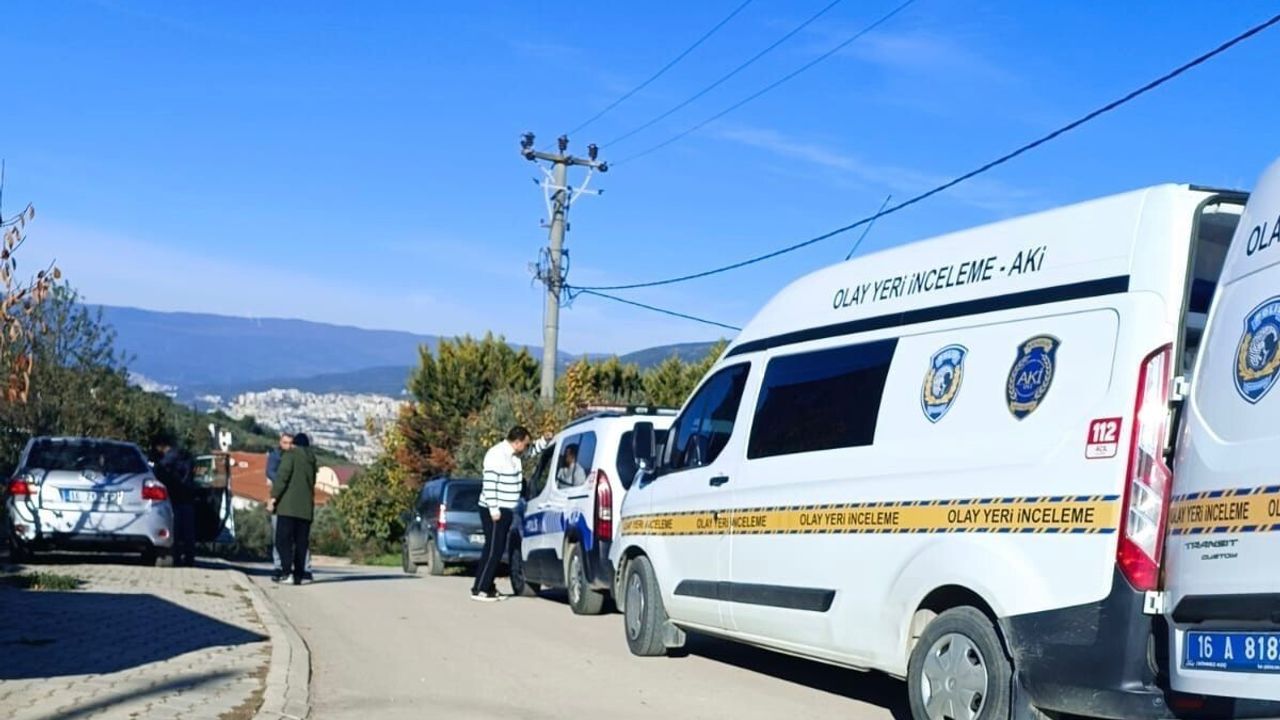 Gemlik’te Araç İçinde Fenalaşan 63 Yaşındaki Sürücü Hayatını Kaybetti