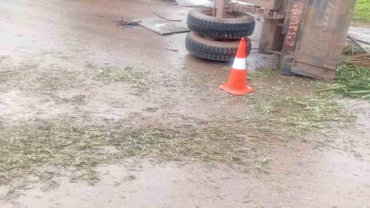 Gemlik’te Belediyeye Ait Traktör Devrildi: 1 Ölü