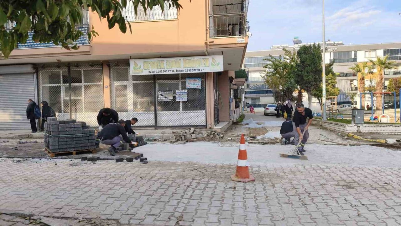 Germencik Belediyesi İstasyon Mahallesi'nde Çalışmaları Sürdürüyor