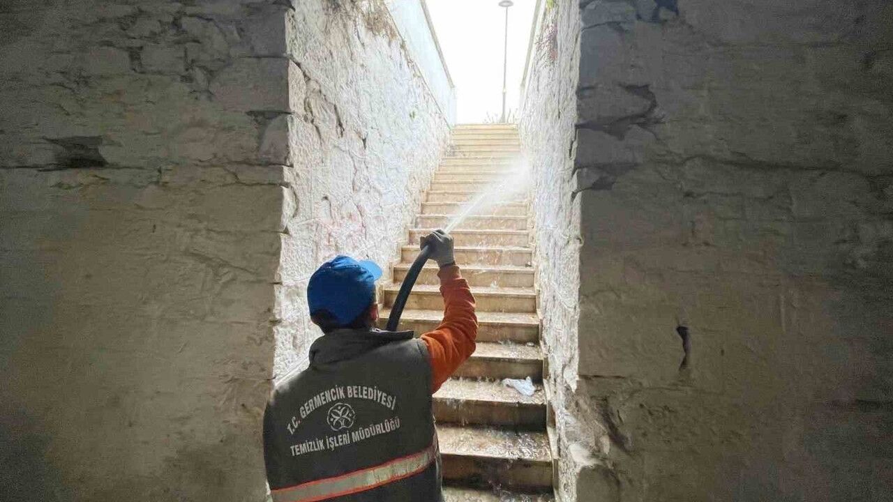 Germencik'te Ortaklar Mahallesi'nde Kapsamlı Temizlik Çalışması