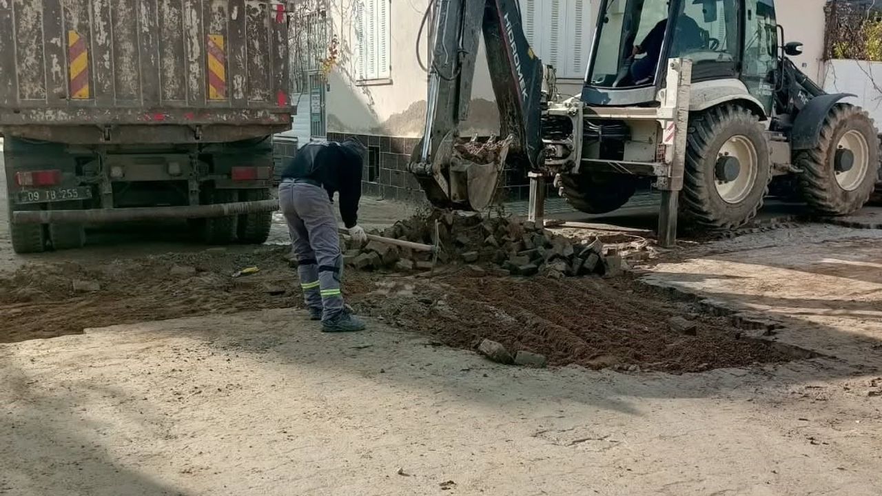 Germencik’te Zemin Onarımı ve Parke Tamiri