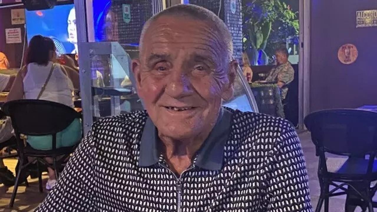 GKRY'de Tatilde Ölen Michael Graley'in Kalbi Çalındı