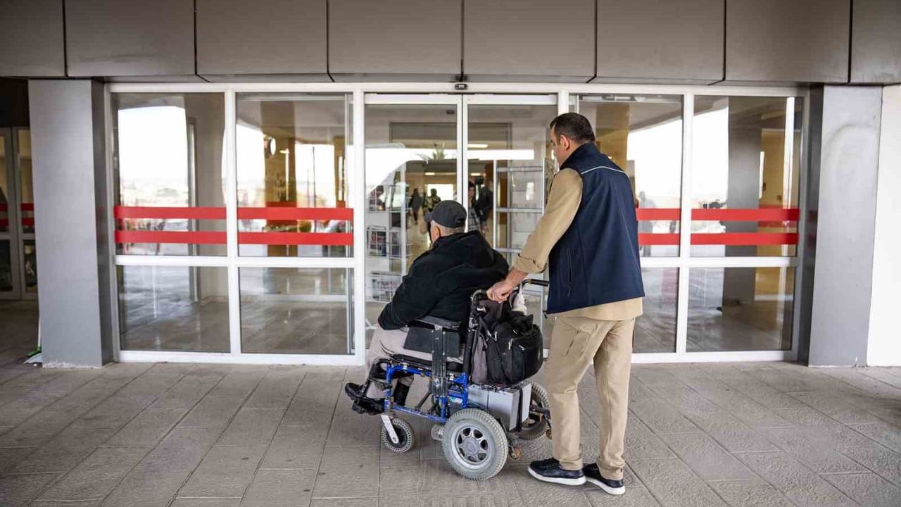 Gölbaşı Belediyesi'nden Ücretsiz Engelli ve Hasta Nakil Hizmeti — Bin 888 Kişiye Destek