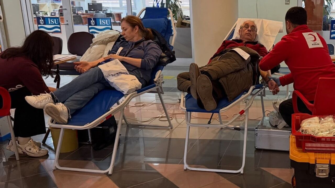 Gölcük'te Kan Bağışı Kampanyası: Belediye ve Türk Kızılay İşbirliği