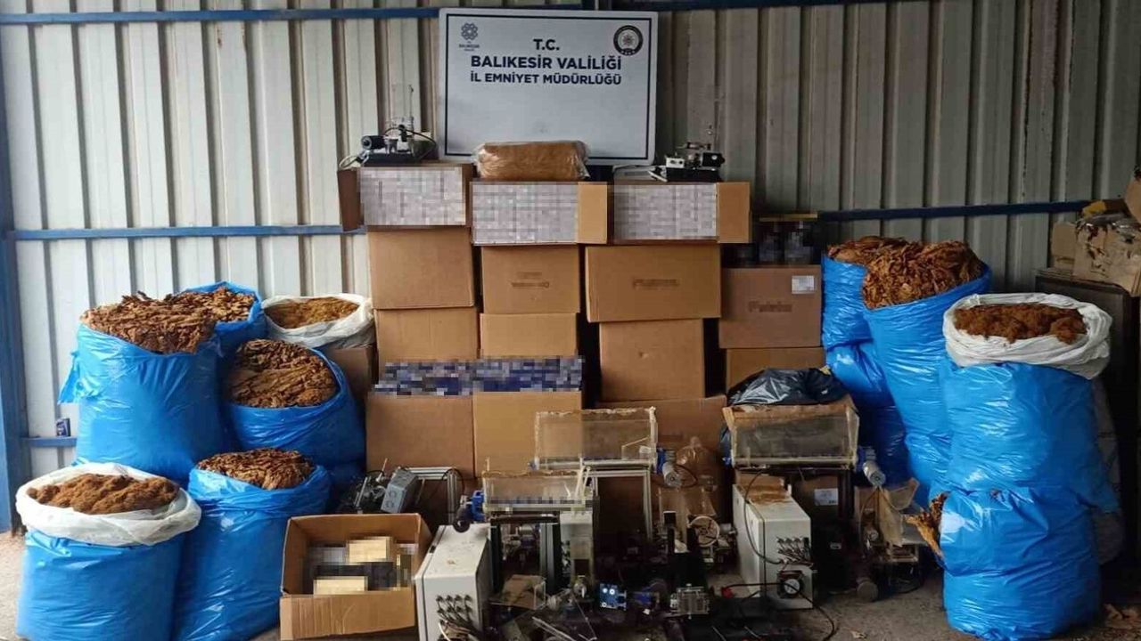 Gönen'de Kaçak Tütün Operasyonu: 13 Gözaltı, 233 Bin Boş Makaron