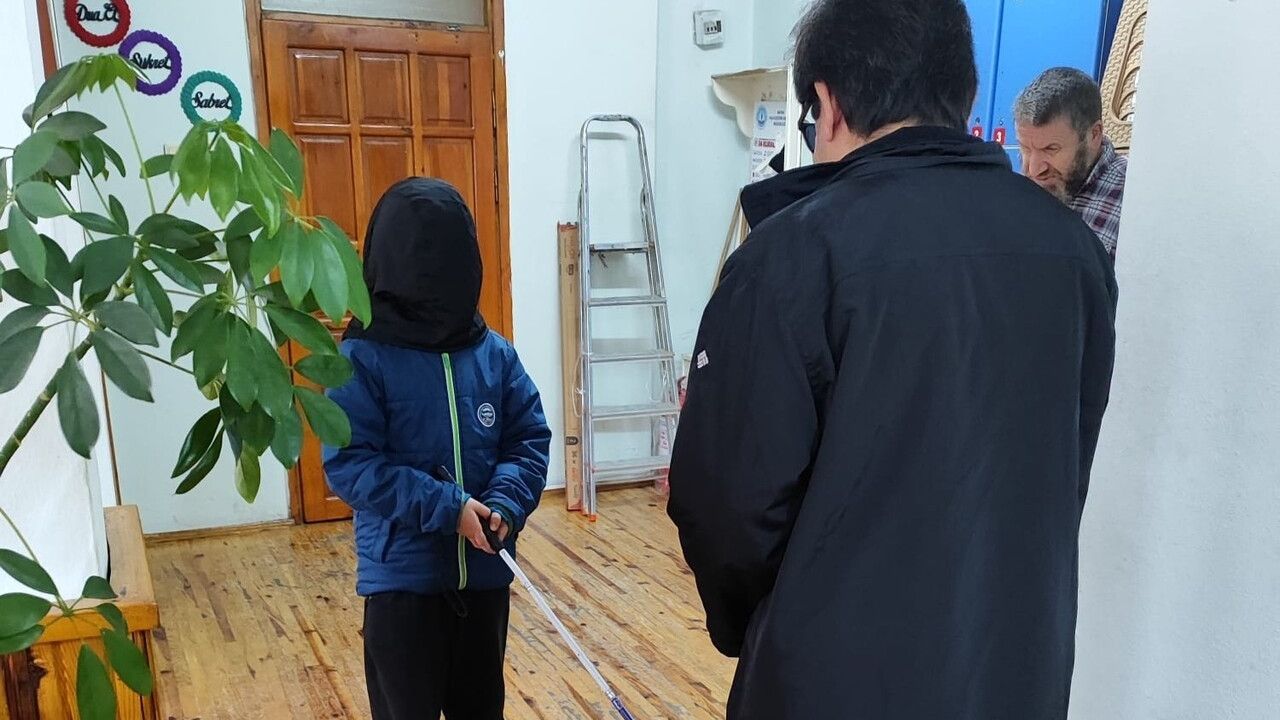 Görme Engellilerle Empati Köprüsü Kuruldu: Bafra'da Öğrenci Ziyareti