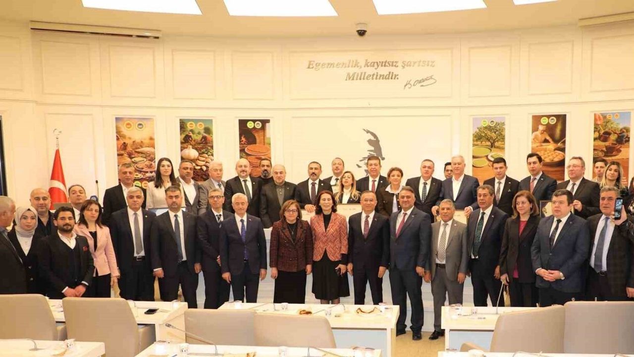 GTB'ye Coğrafi İşaret Başarıları İçin Teşekkür Plaketi