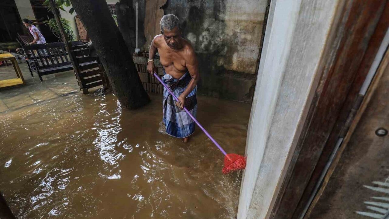 Güney Asya'da Sel ve Toprak Kaymaları: Can Kaybı Bin 769'u Aştı