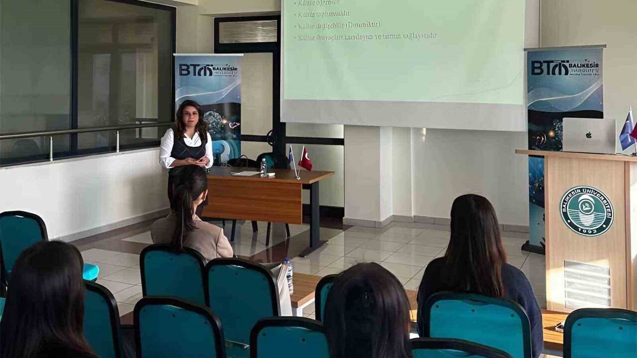 Güney Marmara Küresel Ufuk Programı 2025-2026 Eğitimi Balıkesir'de Başladı