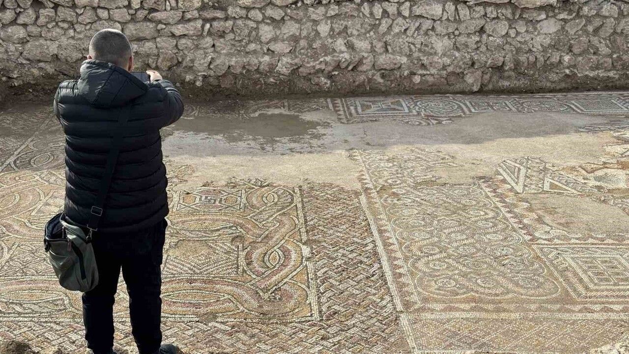 Hadrianopolis’te 4. yüzyıl saray salonu ve eşsiz mozaikler bulundu
