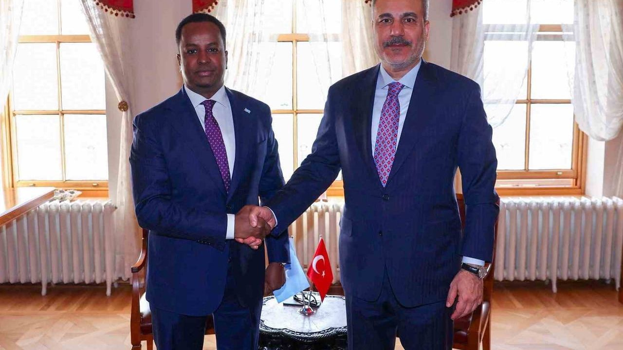 Hakan Fidan ile Abdisalam Abdi Ali İstanbul'da Görüştü