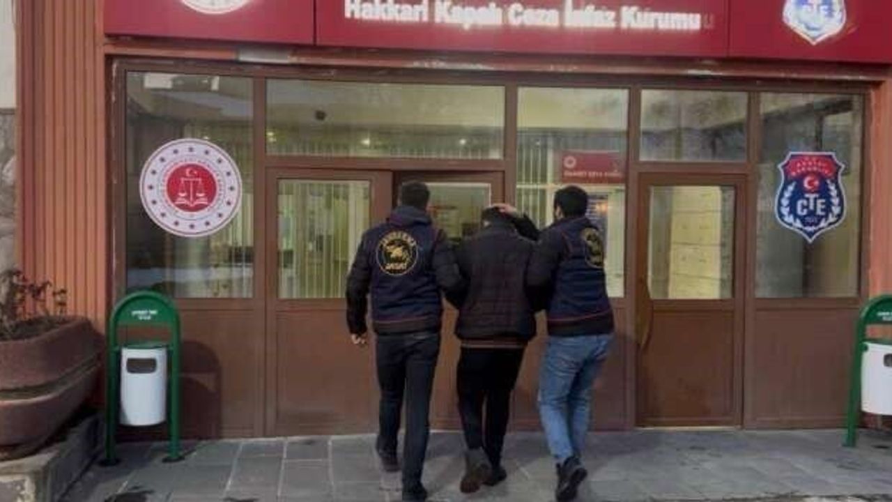 Hakkari ve Van'da Aranan 2 Şahıs Yakalandı: Kesinleşmiş Hapis Cezalarıyla Tutuklandılar
