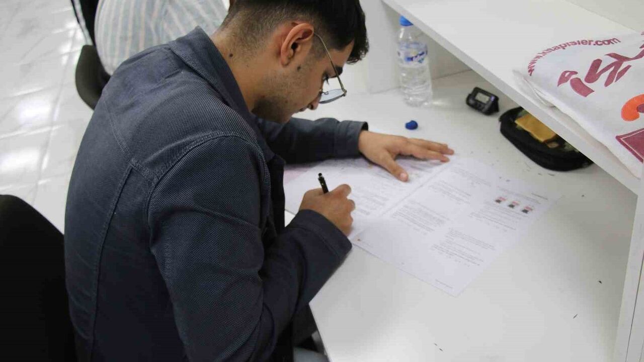Haliliye’de Gençlere Eğitim Desteği: ÖSYM Formatında Deneme Sınavı