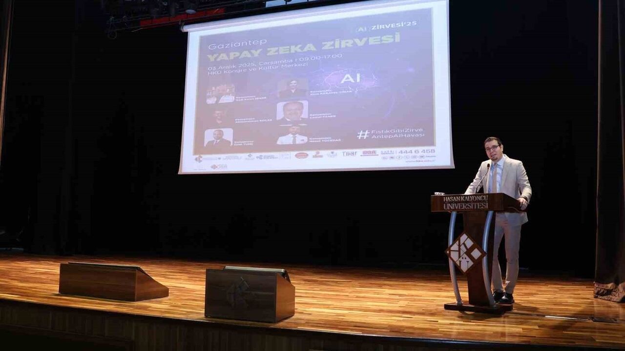 Hasan Kalyoncu Üniversitesi'nde Yapay Zeka Zirvesi: Öğrenciler Sektörle Buluştu