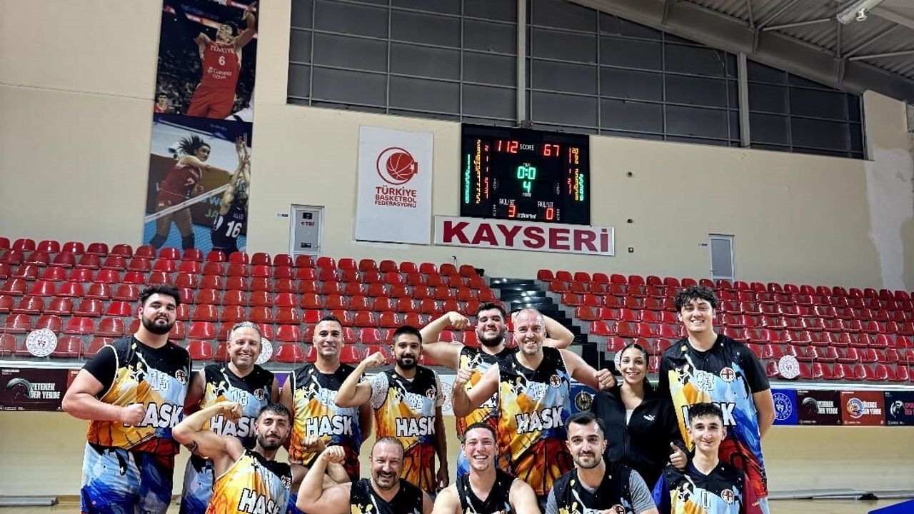 Hasketbol SK'de 32 Oyuncu 15 Maçta Forma Giydi