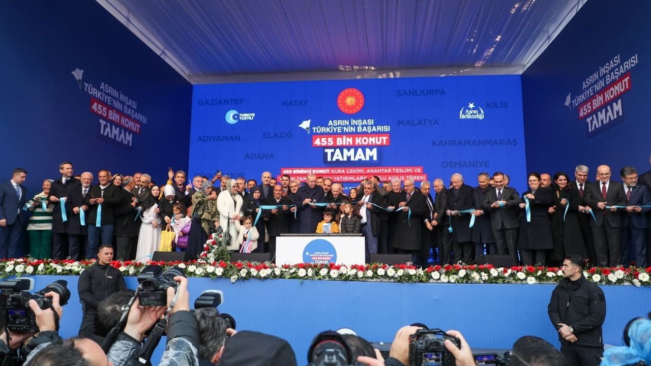 Hatay'da camiler, konaklar ve kütüphaneler yeniden açıldı — Habib-i Neccar ibadete döndü