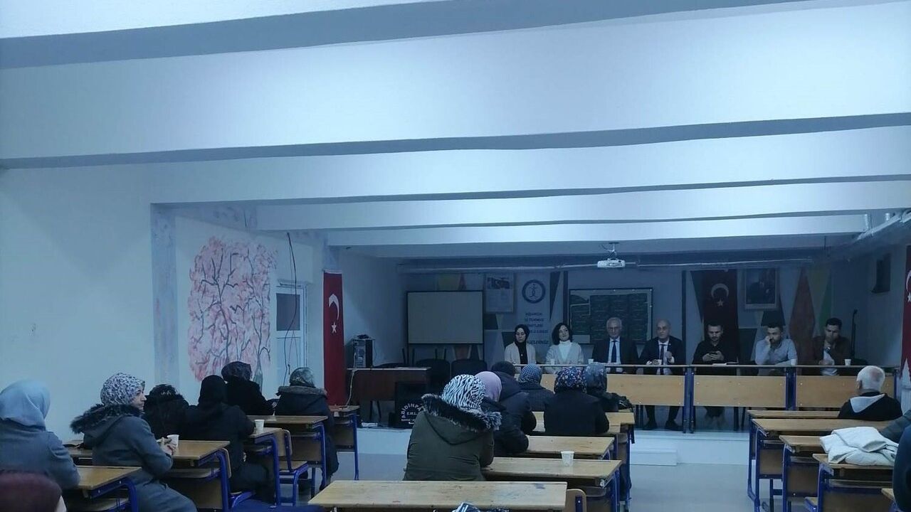 Hisarcık'ta Hasan Kilitci: Üniversite Sınavında Aile Desteği Çok Önemli