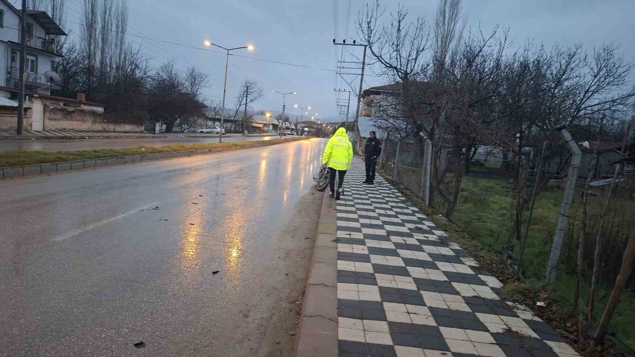 Hisarcık'ta Motosiklet Kazası: 1 Ölü, 1 Yaralı