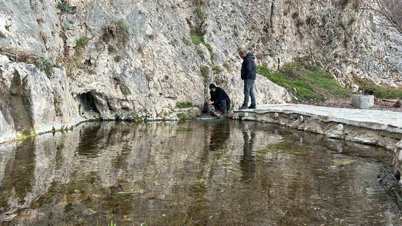 Horhor Medresesi Camii Van'da restorasyon ve çevre düzenlemesiyle yeniden açıldı