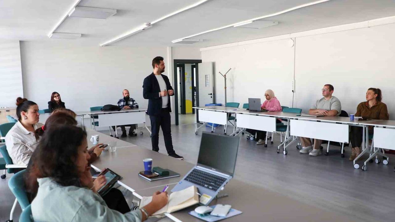 HUB Antalya'da "Fikirden Ürüne" Atölyesi: Girişimcilere Tam Destek
