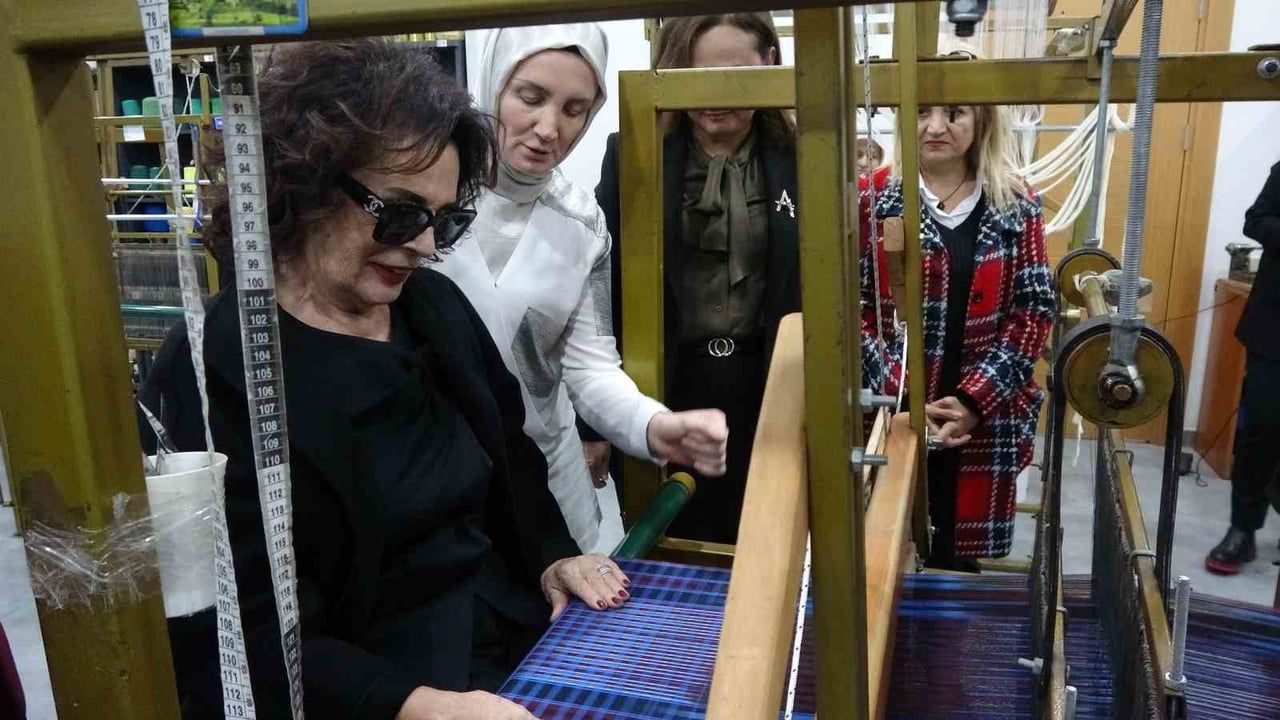 Hülya Koçyiğit Trabzon'da: Kadın Yaşam ve İstihdam Merkezi'ni Ziyaret Etti