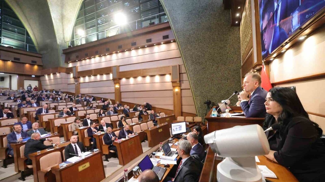 İBB Meclisi İSPARK Ücretlerine Yüzde 62,5’e Varan Zamı Onayladı