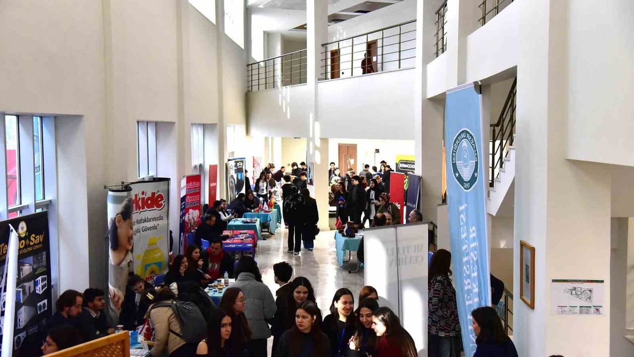 İbrahim Hatipoğlu’ndan Gençlere Kariyer Tavsiyesi — İşte Mühendis 25