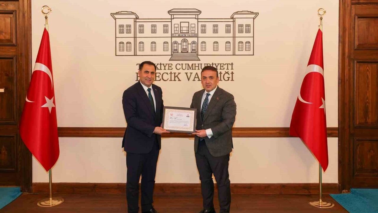 İlkay Türkoğlu'na Veda: Bilecik İl Müdürü Aydın'a Atandı