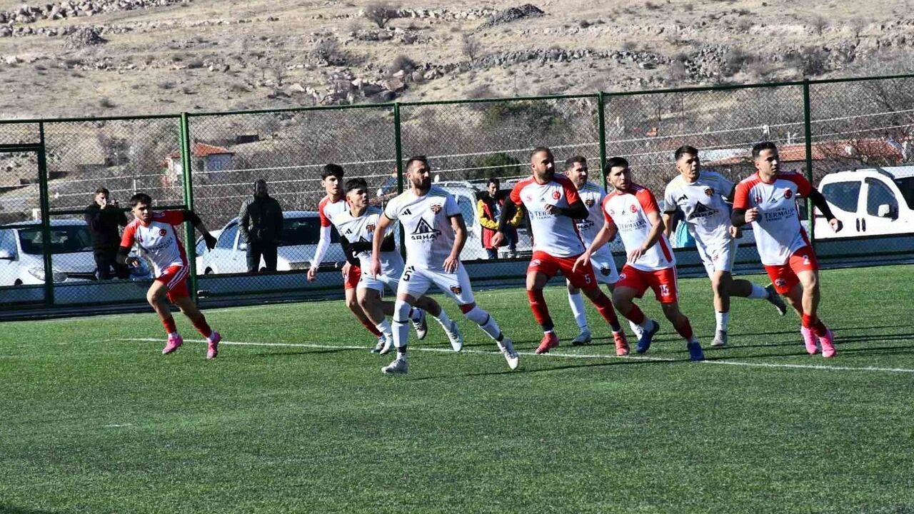 İsmail Okumuş FK, Lider Büyük Toramanspor’u 4-2 Yendi