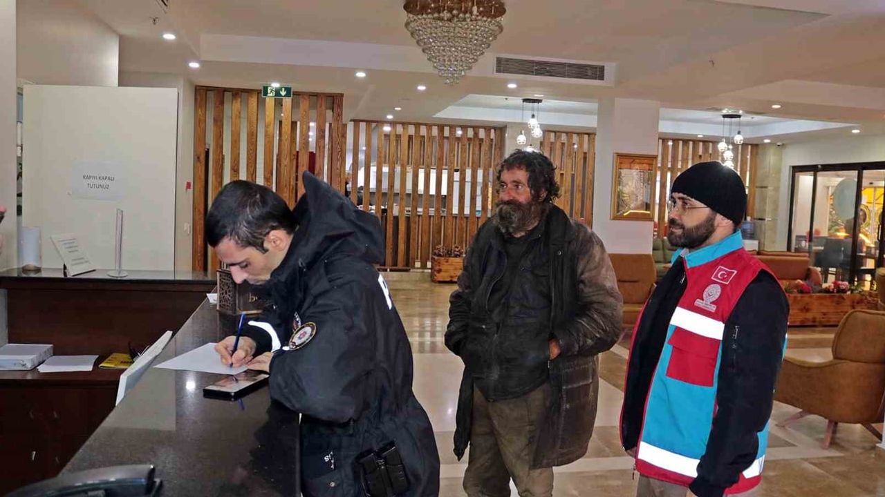 İstanbul'da 159 Evsiz Otellere Yerleştirildi