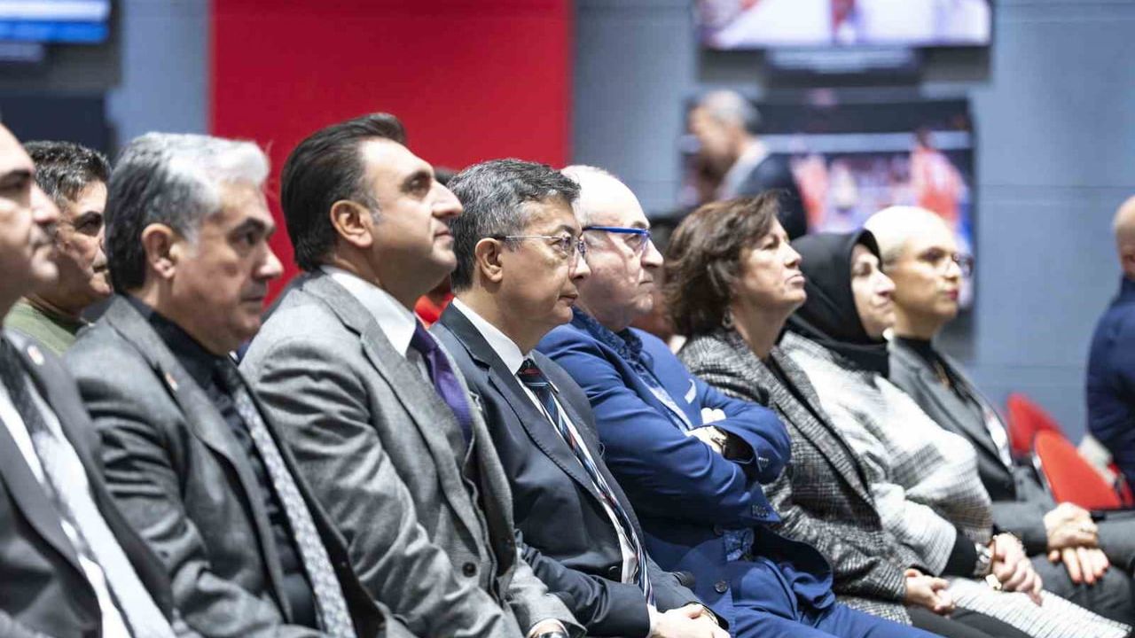 İstanbul'da Fair Play ve Etik Değerler Forumu Olimpiyatevi'nde